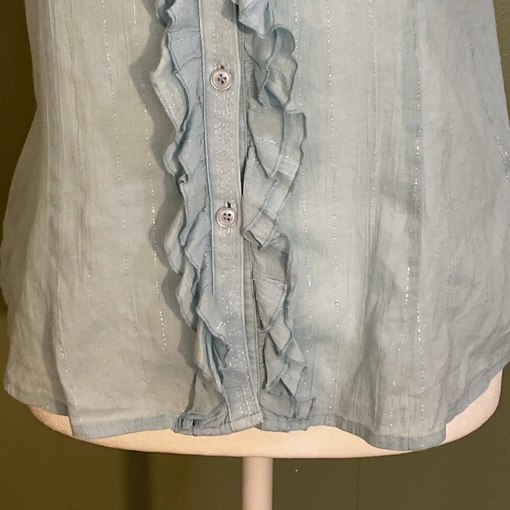Veeko Wms Sz 38 (US 8) Light Blue Embroidered Peasant Top Ruffles Crepe Fabric - Picture 3 of 11